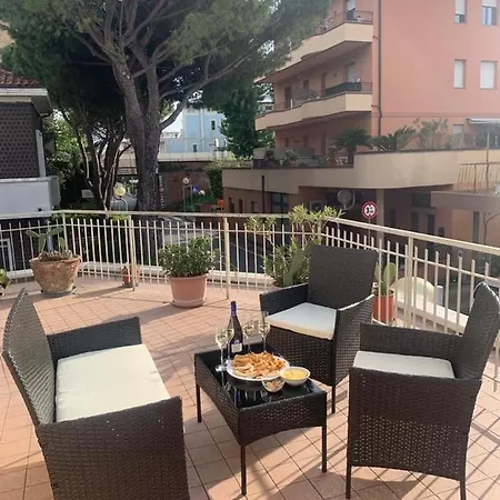 Betti, San Giuliano Mare *